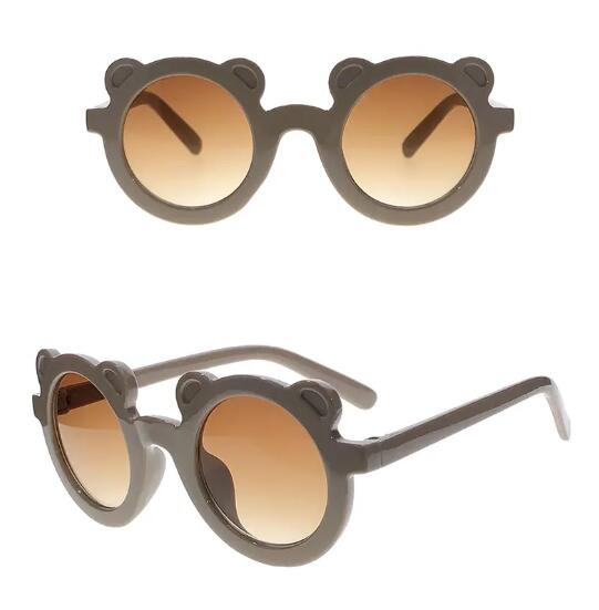 Stylish and Fun: The Variety of Colors and Designs in Bear Plastic Kids Sunglasses