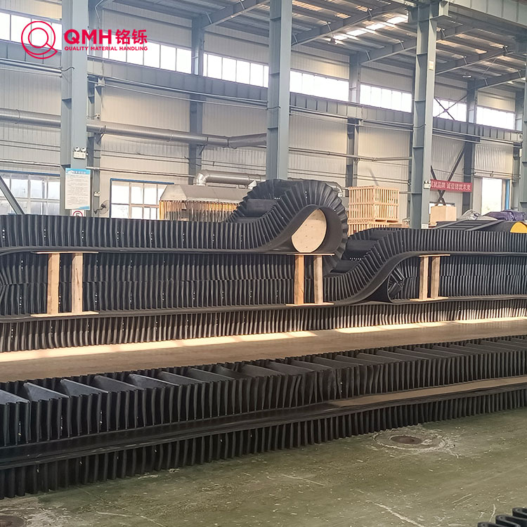 Key Factors to Consider When Choosing a Corrugated Sidewall Conveyor Belt
